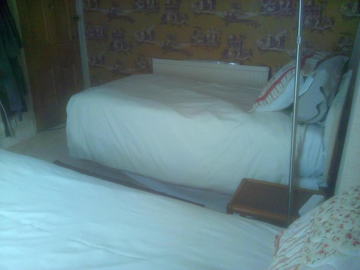 The Principality 2 Singles Bedroom Cardiff Exterior foto